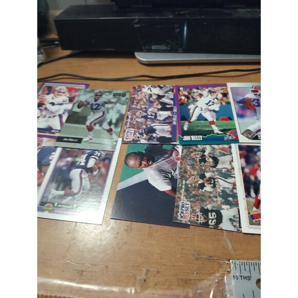 Huge Lot of 100 Buffalo Bills Football Cards - Picture 3 of 14